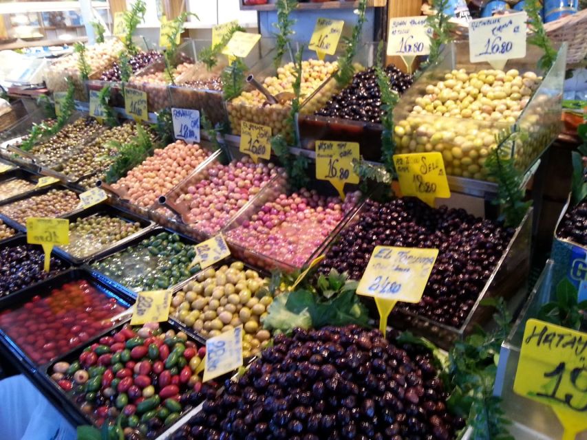 Istanbul: Turkish Food Tour in Kadikoy Across the Bosphorus - Eating through the market for two and a half hours