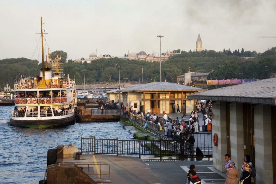 Istanbul: Turkish Food Tour in Kadikoy Across the Bosphorus - Who will get the most from this food walk?