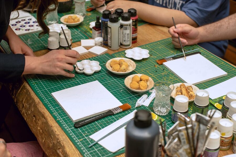 Istanbul: Turkish Tile Painting & Ceramic Workshop w/ Snacks - The meeting point and the Asian-side warning