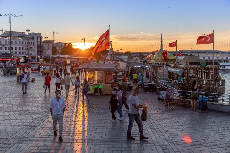 Istanbul: Two Continents Evening Bus Tour with Commentary - How much value do you get for $51?