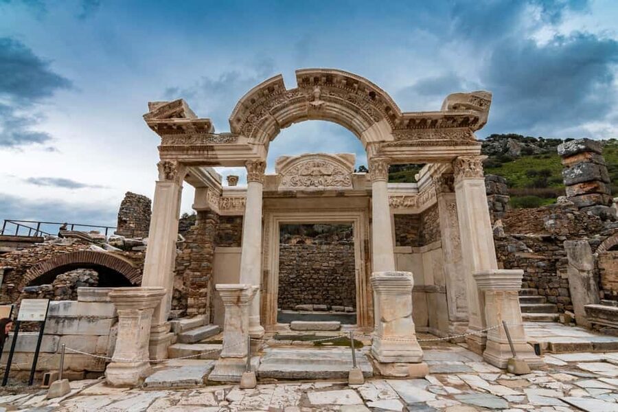 Kusadasi: Ephesus Private Tour for Cruise Guests - Walking the Marble Road at Ephesus