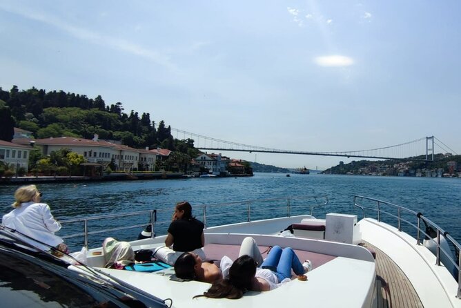 Luxury Bosphorus Yacht Cruise – Stopover in Asian Side - Why the Bosphorus is the right place to see Istanbul