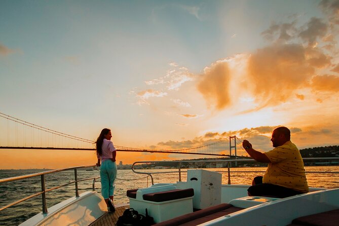 Luxury Sunset Yacht Cruise on the Bosphorus – Refresh & Relax - Maiden’s Tower and the final light show