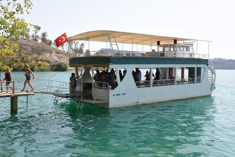 Manavgat: Guided Aqueduct, Waterfall & Green Lake Tour - Lunch beside Green Lake