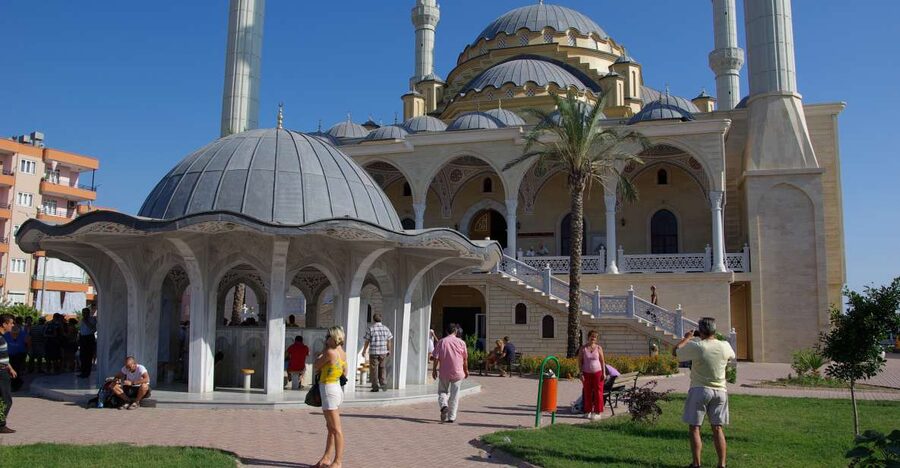 Manavgat River Cruise and Bazaar Tour w/ Lunch - A river cruise with a very Turkish change of scene