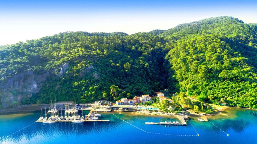 Marmaris: All-Inclusive Pirate Boat Trip with Pickup Option - Entertainment, music, and the family question