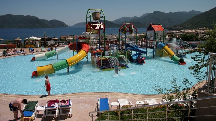 Marmaris: Aqua Dream Waterpark Entry Ticket & Hotel Transfer - The Wave Pool Starts at 2pm