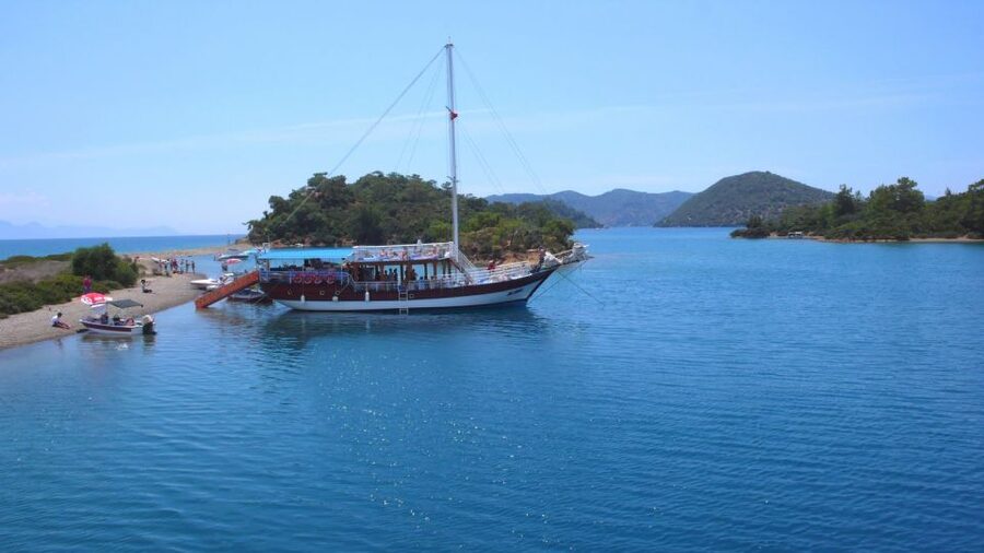 Marmaris: Bays Islands Boat Trip w/Lunch & Unlimited Drinks - A full day on Marmaris Bay for $23