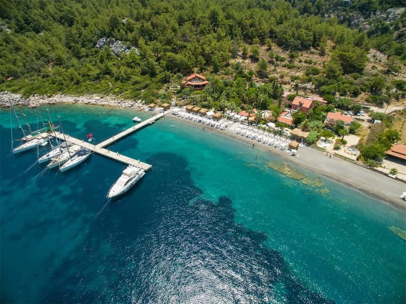 Marmaris: Boat Trip w/Lunch, ansfer & Unlimited Drinks - The final swim at Yeşil Deniz