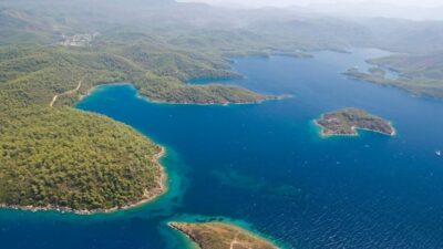 Cleopatra Island Boat Trip with Lunch and Transfer