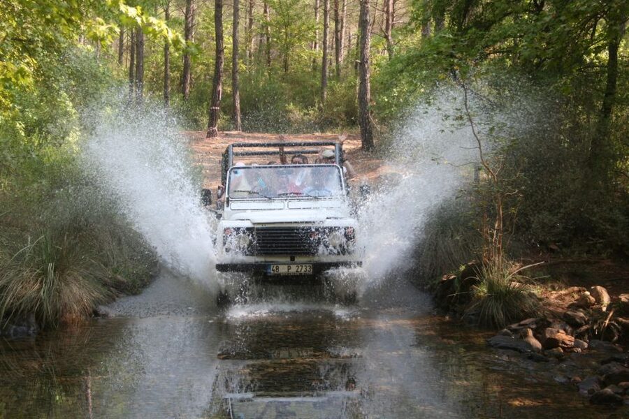 Marmaris Jeep Safari Water Fight, Colour and Foam Party - Who will enjoy this Jeep safari