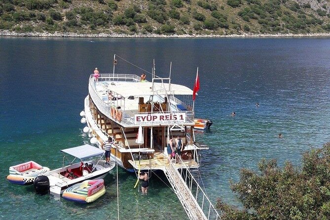 Ölüdeniz: Butterfly Valley Boat Trip with Buffet Lunch - St. Nicholas Island and the optional ruins