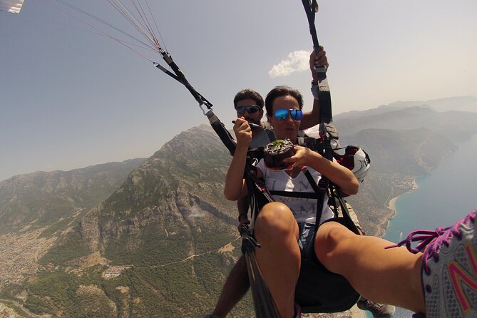 Oludeniz Paragliding Fethiye Turkey, Additional Features - Landing beside the Ölüdeniz coast