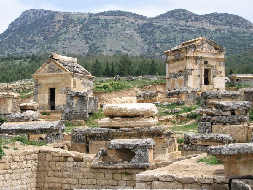 Pamukkale and Hierapolis Full-Day Guided Tour - The museum and the story of the spa city