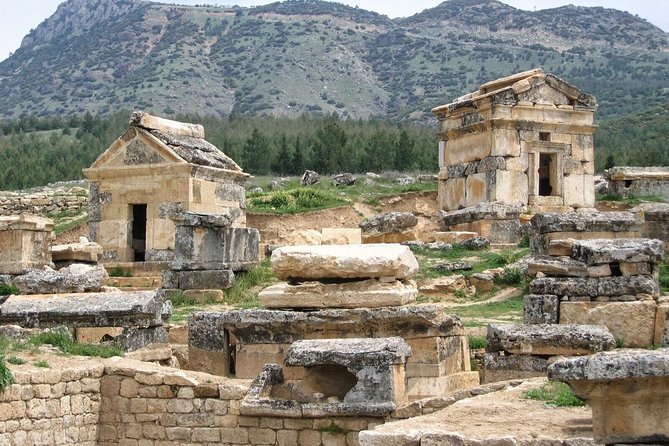 Pamukkale Hierapolis and Cleopatra's Pool Tour with lunch from Antalya - Guides can make or break the day