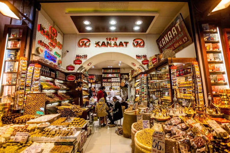 Sailing Through Culture Bosphorus and Spice Bazaar Tour - Pickup details that can shape your morning
