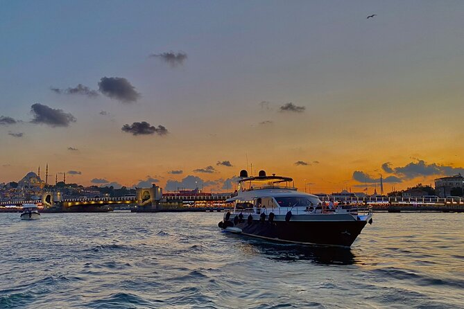 Scenic Bosphorus Sunset Cruise – 2.5 Hours of Luxury & Views - Returning past Galata and Eminönü