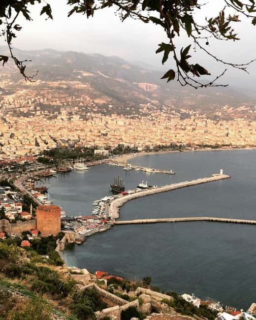 Side: Full-Day Alanya City Tour & Cleopatra Beach Visit - Guides, languages, and the feel of the day