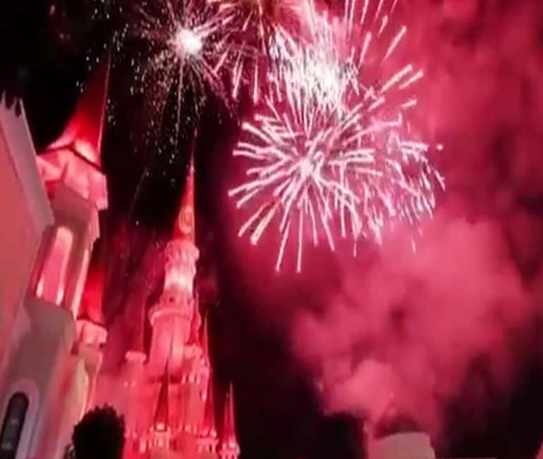 Side: Night Shows at The Land Of Legends with Transfer - Practical tips for a smoother night