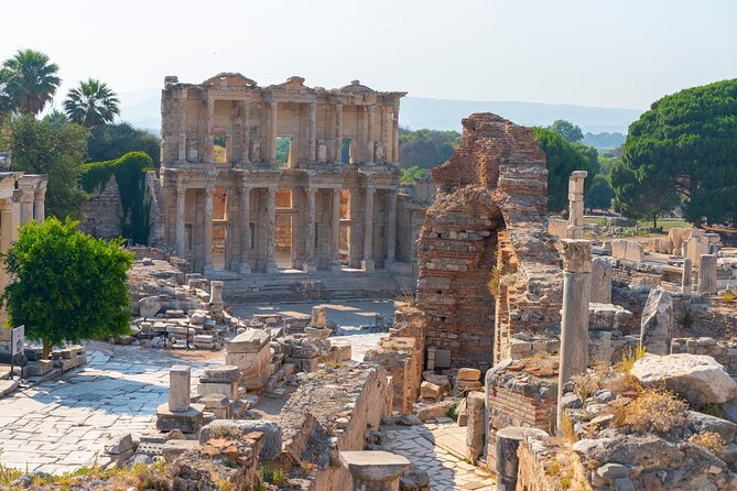 SKIP-THE-LINE: Group or Private Ephesus & Artemis Tour with LUNCH - Lunch, carpets, and the local craft angle