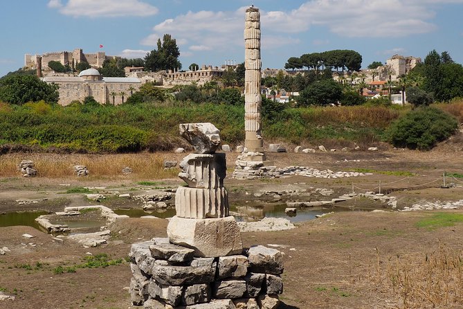 SKIP-THE-LINE: Group & Private Ephesus Tour ENTRY FEE & LUNCH - The main walk through Ephesus