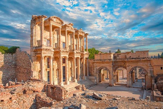 SKIP-THE-LINE: Group & Private Ephesus Tour ENTRY FEE & LUNCH - Lunch and the carpet-weaving village