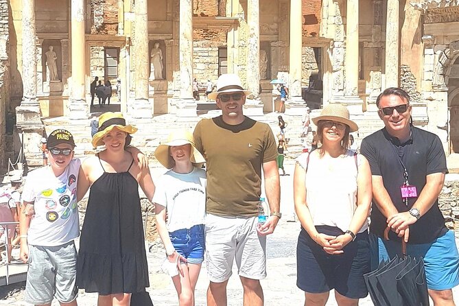 SKIP-THE-LINE: Group & Private Ephesus Tour ENTRY FEE & LUNCH - The Prytaneion, Pollio Fountain, and Roman baths