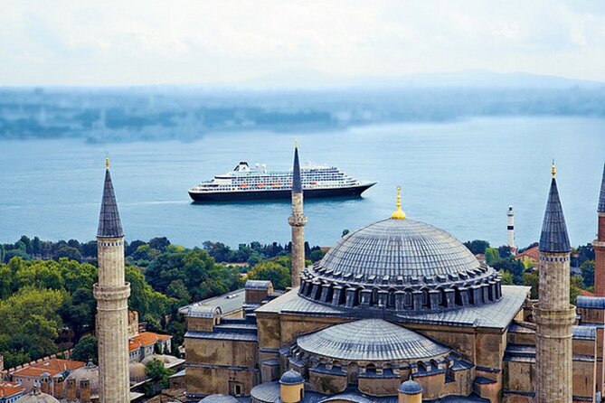 Skip-the-Line Istanbul: Private Tour from Cruise Ship & Hotel - Blue Mosque: begin with Istanbul’s famous skyline
