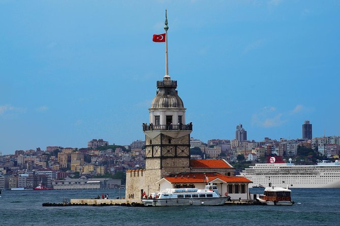 Small Group Full-Day Istanbul: Old City, Bosphorus Cruise & Lunch - Grand Bazaar, with a shopping warning