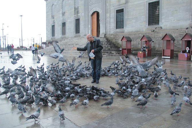 Small Group Full-Day Istanbul: Old City, Bosphorus Cruise & Lunch - A three-course Turkish lunch