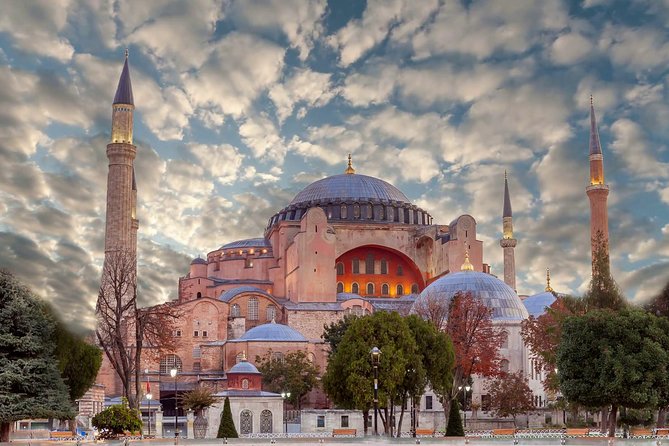 Small Group Tour: Essential Istanbul - Grand Bazaar: history with a shopping lesson