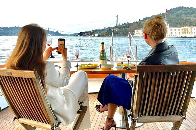 Sunset or Daytime Istanbul Guided Luxury Yacht Cruise with Snacks - The Maiden’s Tower and Galata Tower