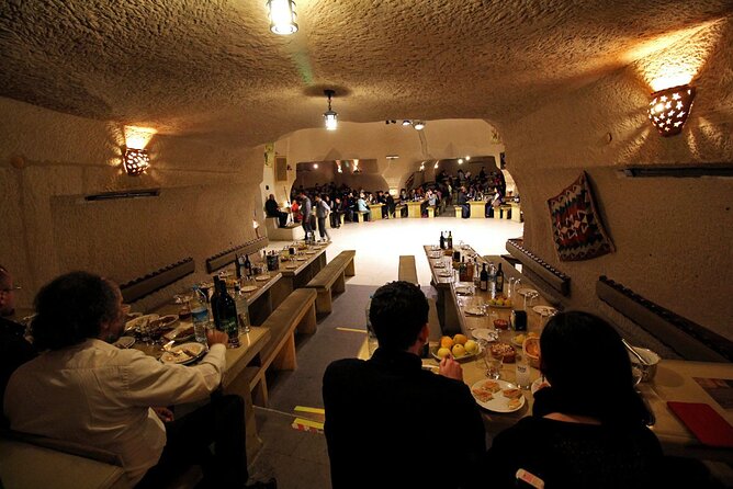 Turkish Night at Cave Restaurant with Dinner and Unlimited Drinks - Cleanliness, seating, and service details